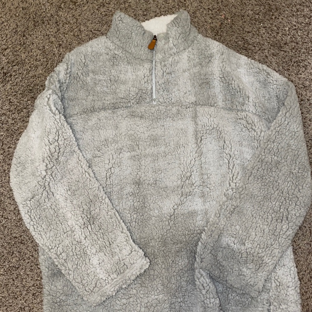 grey fuzzy sherpa